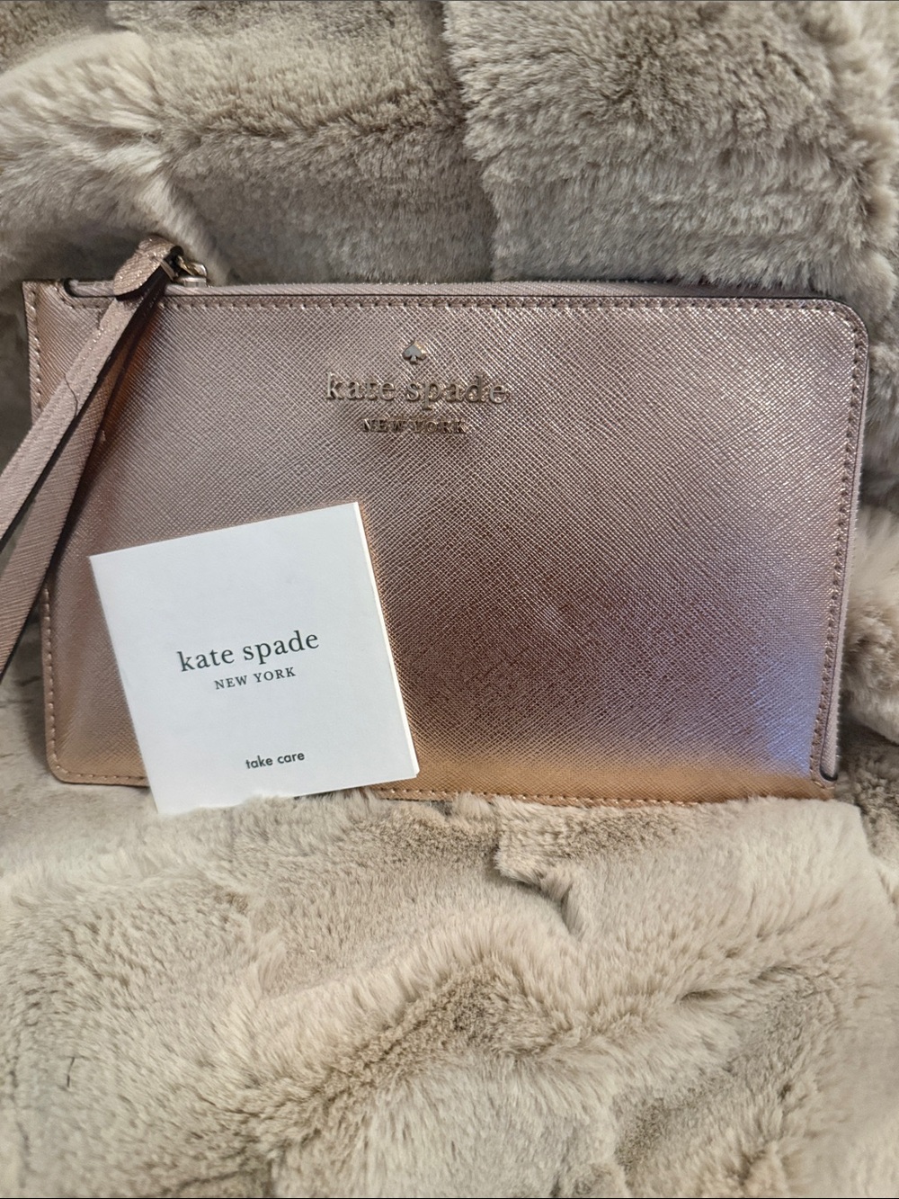 Kate Spade Staci Medium L-Zip Wristlet.